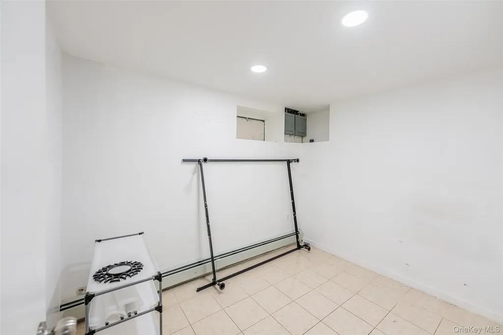 7824 68th Road Middle Village NY 11379