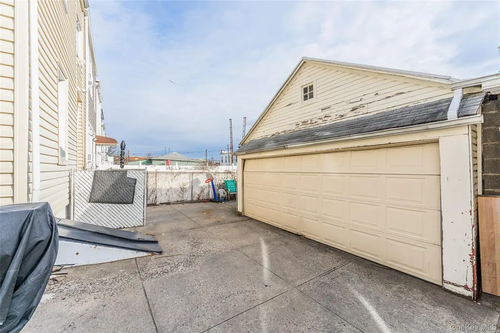 7824 68th Road Middle Village NY 11379