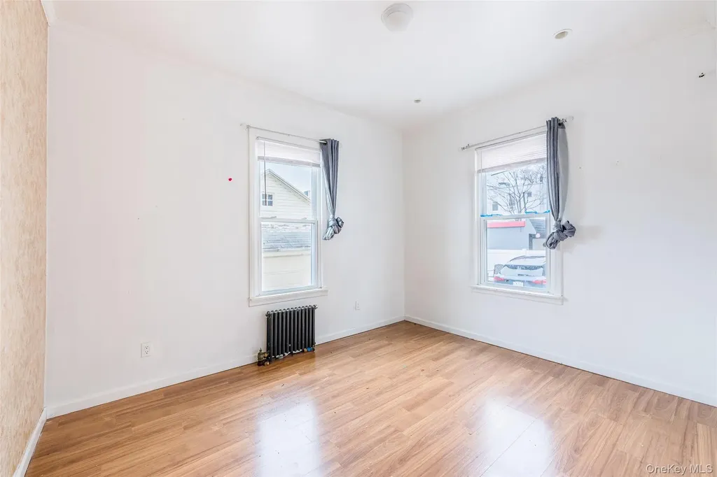 7824 68th Road Middle Village NY 11379