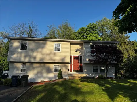23 Frederick Street Garnerville NY 10923
