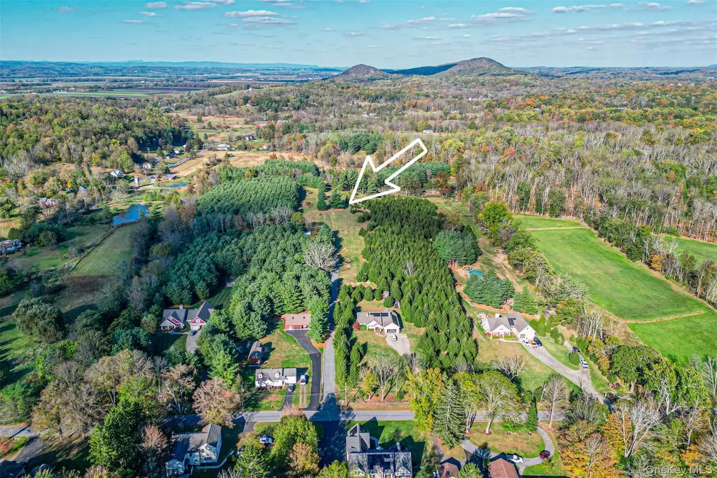 5 Spruce Hill Lane Warwick NY 10990