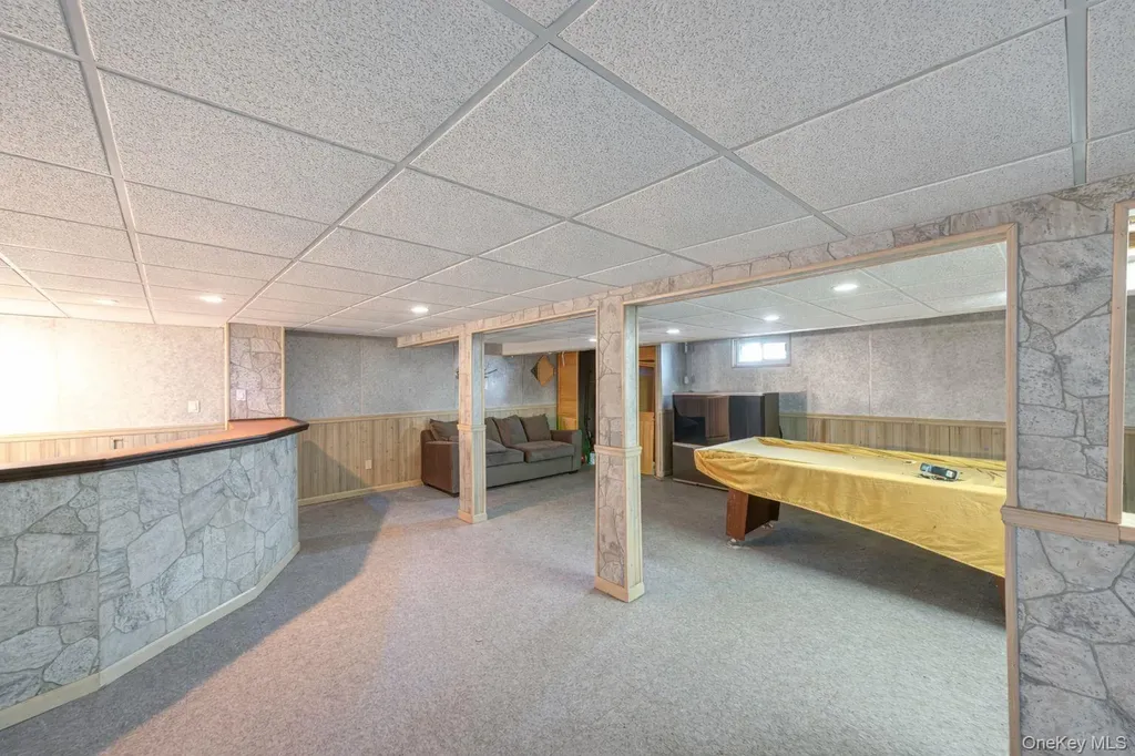 11 Lawrence Road Deer Park NY 11729