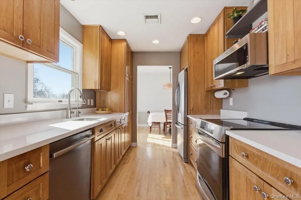 42 Rende Drive Beacon NY 12508