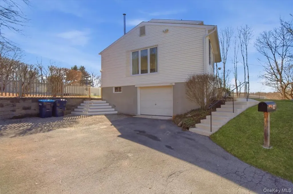 42 Rende Drive Beacon NY 12508