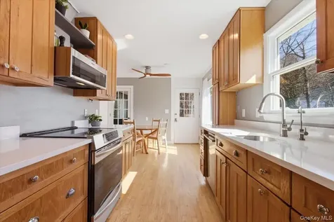 42 Rende Drive Beacon NY 12508
