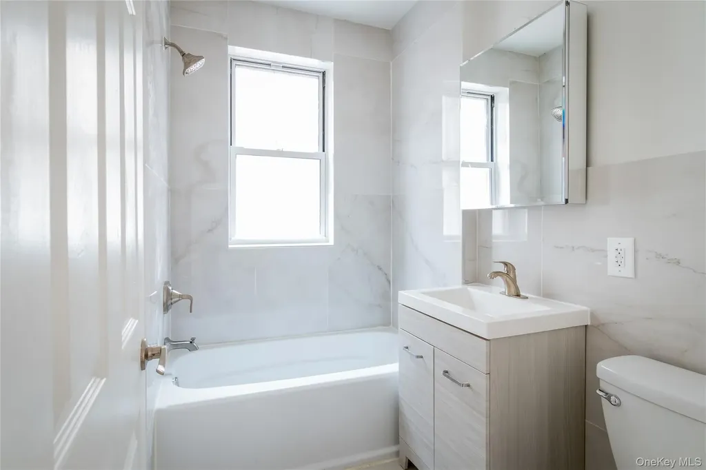 1501 Teller Avenue Bronx NY 10457