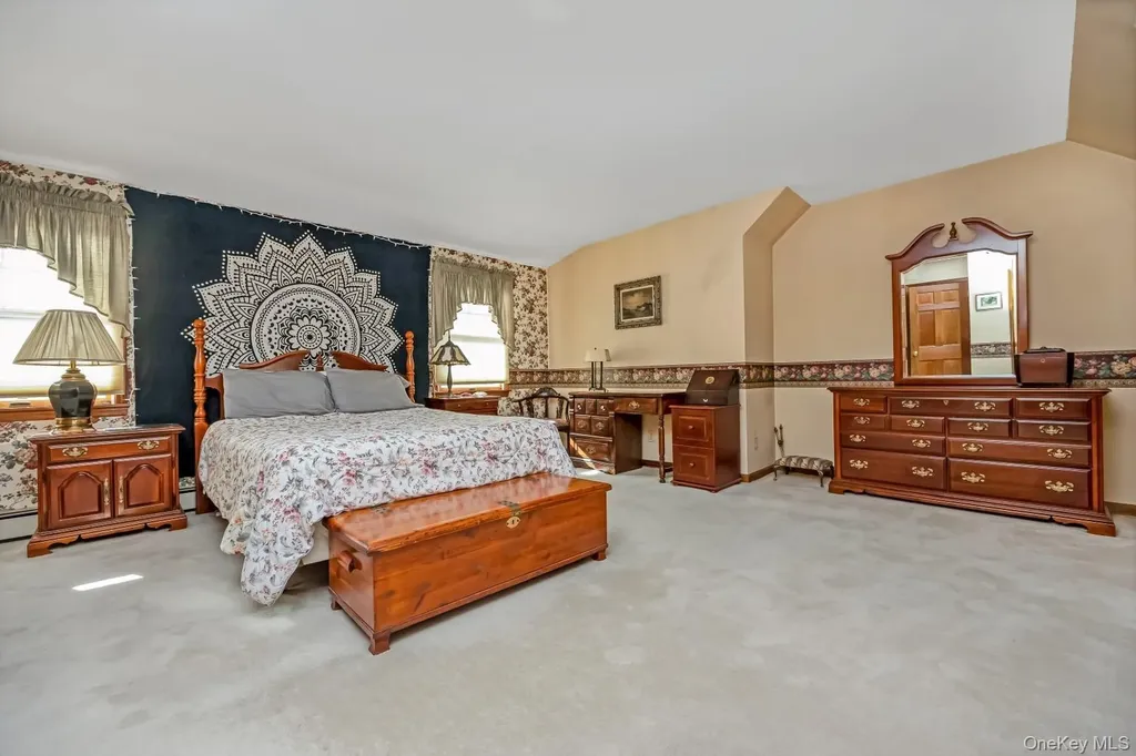 43 Farm Road N Wading River NY 11792