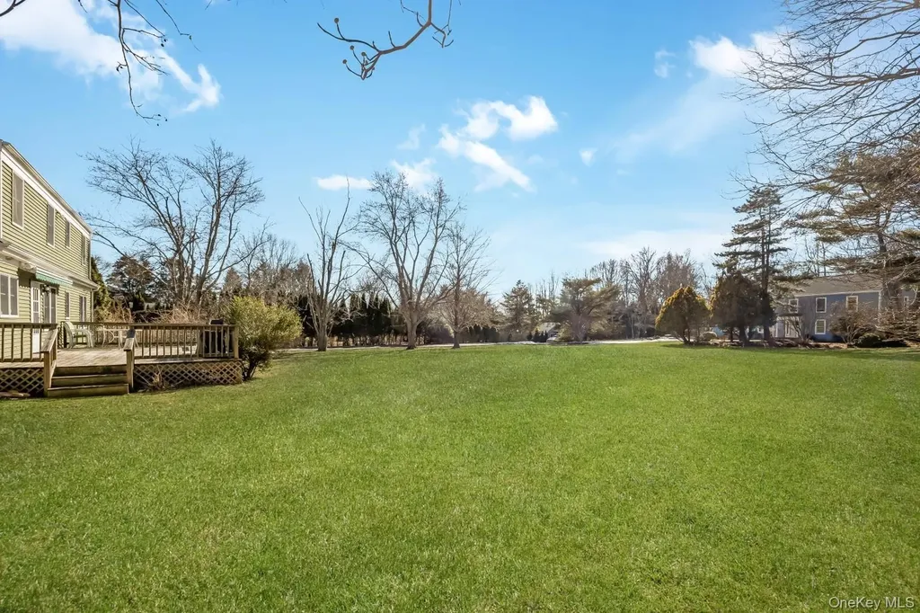 43 Farm Road N Wading River NY 11792