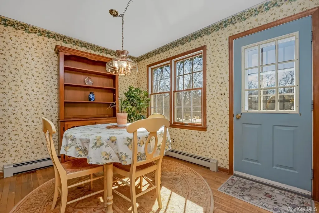 43 Farm Road N Wading River NY 11792