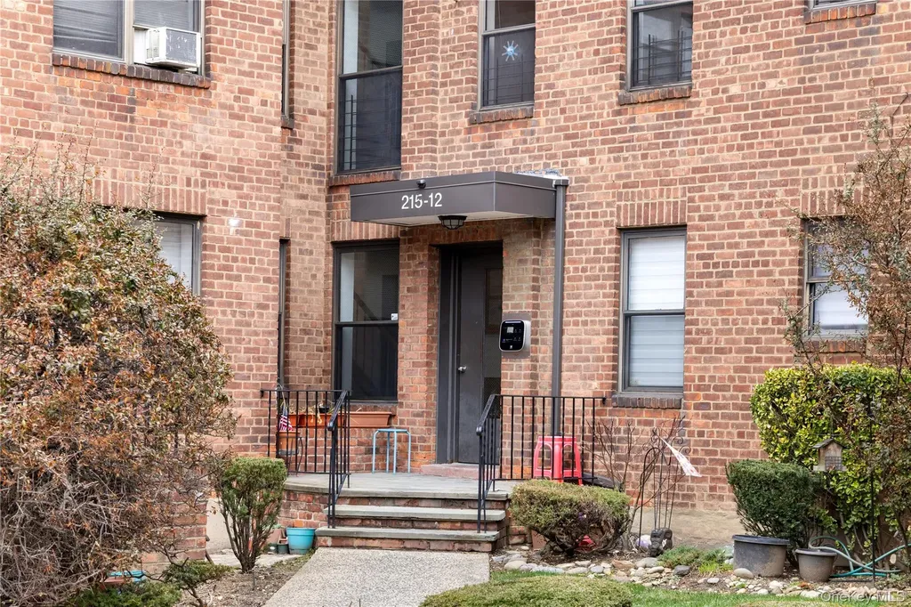 215-12 47th Bayside NY 11361