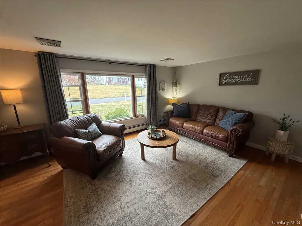 43 Birchwood Drive New Windsor NY 12553