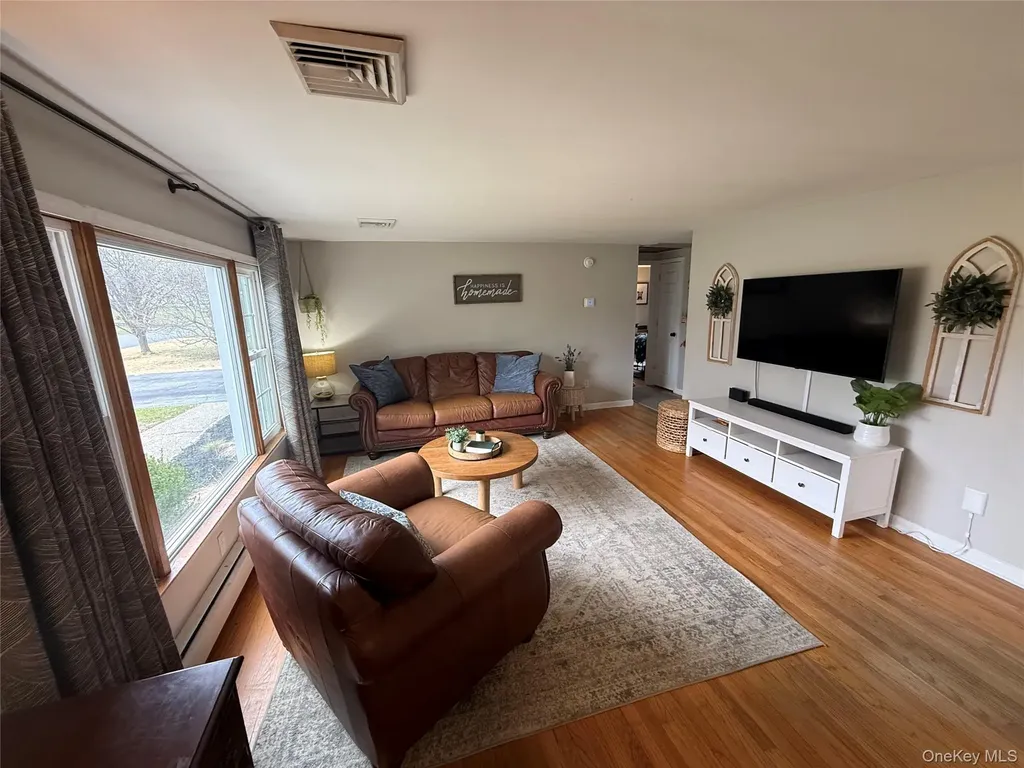 43 Birchwood Drive New Windsor NY 12553