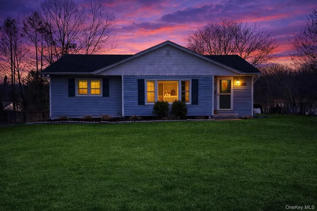 43 Birchwood Drive New Windsor NY 12553