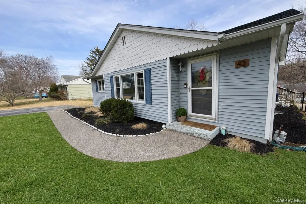43 Birchwood Drive New Windsor NY 12553