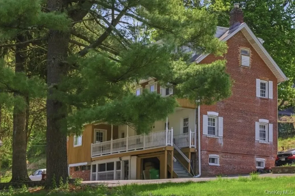 29 Hoover Place Stony Point NY 10980