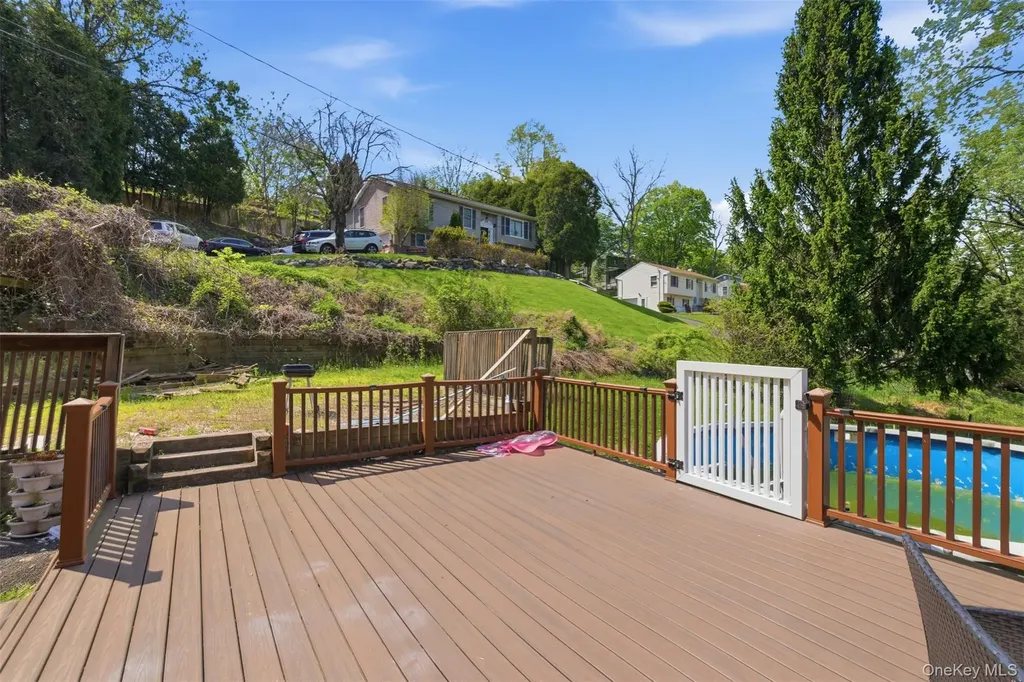 29 Hoover Place Stony Point NY 10980