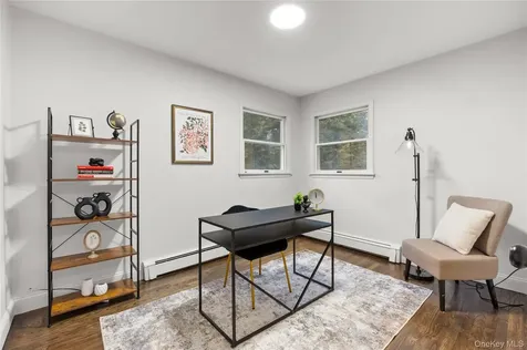 18 Clark Street Huntington NY 11743