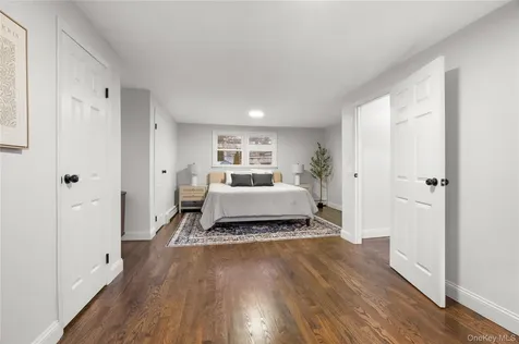 18 Clark Street Huntington NY 11743