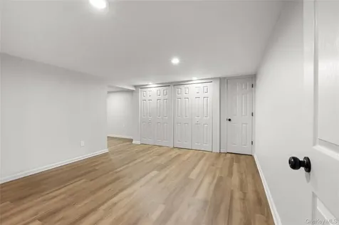 18 Clark Street Huntington NY 11743