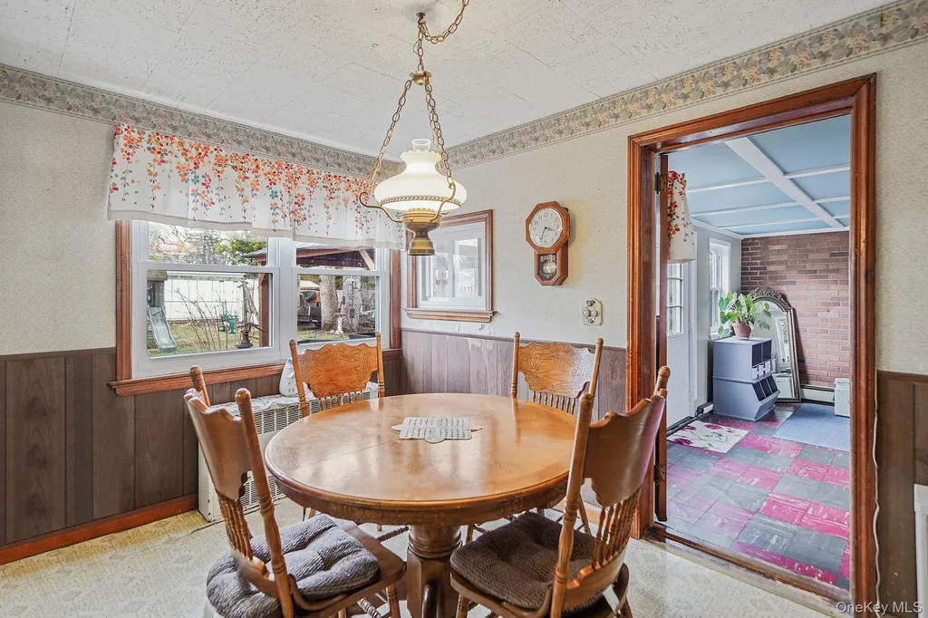 64 John Street Patchogue NY 11772