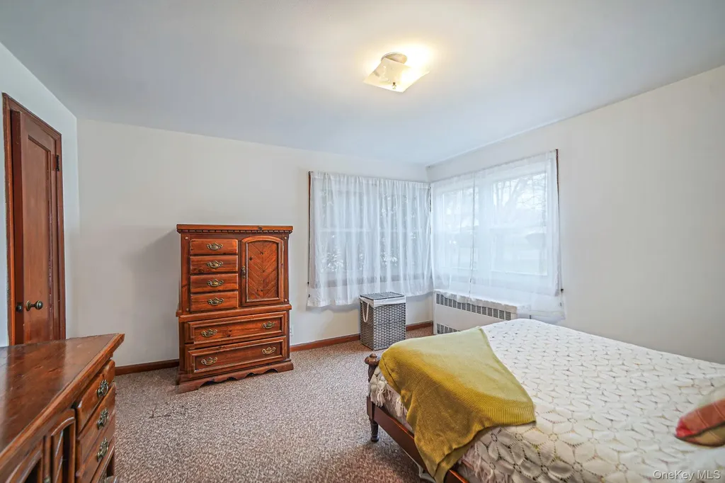 64 John Street Patchogue NY 11772