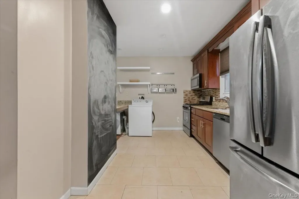 329 Union Avenue Mount Vernon NY 10550