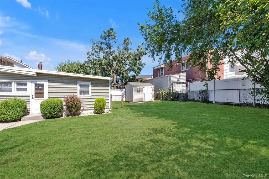 103 Oakley Avenue Elmont NY 11003