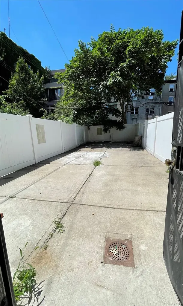 478 Classon Avenue Brooklyn NY 11238