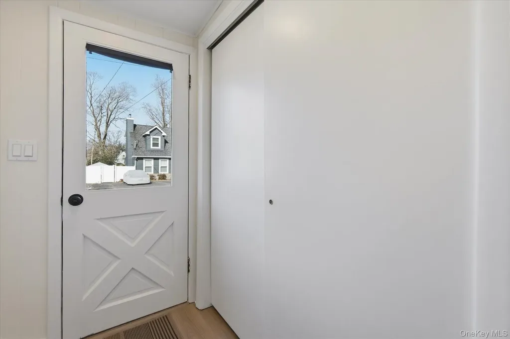 27 Vine Road Rocky Point NY 11778
