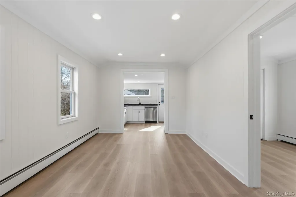27 Vine Road Rocky Point NY 11778