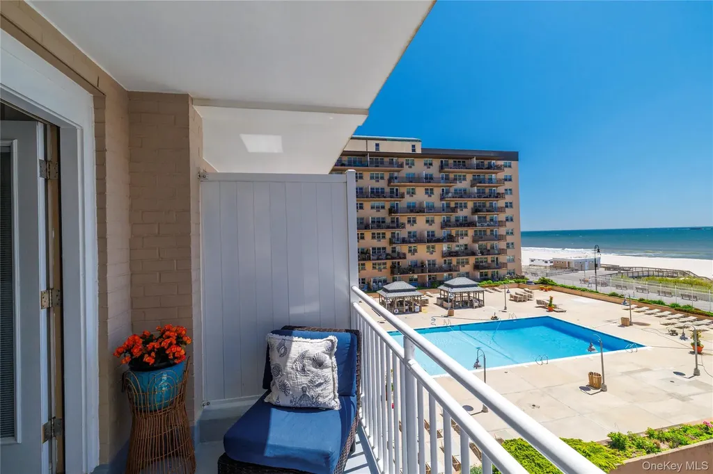 522 Shore Road Long Beach NY 11561