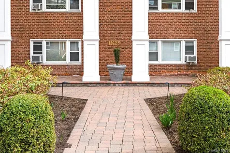 1825 Palmer Avenue Larchmont NY 10538