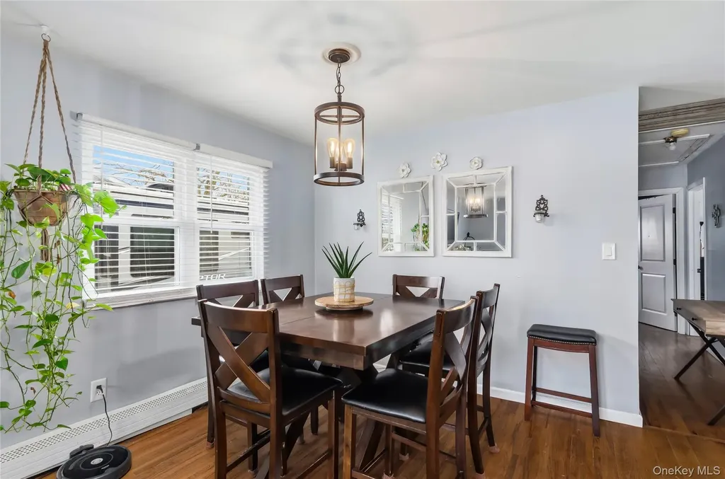 58 Pentmoor Drive Mastic NY 11950