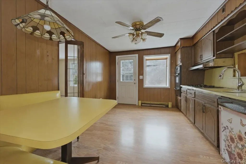 85 Spencer Avenue Lynbrook NY 11563