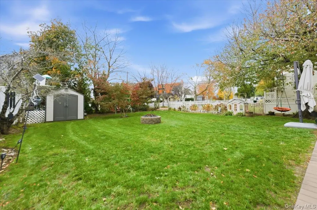 85 Spencer Avenue Lynbrook NY 11563