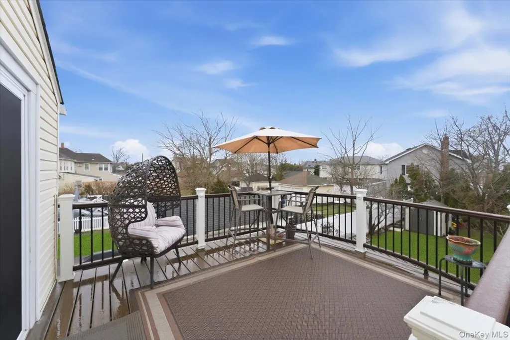 85 Spencer Avenue Lynbrook NY 11563