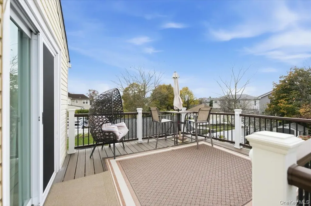 85 Spencer Avenue Lynbrook NY 11563
