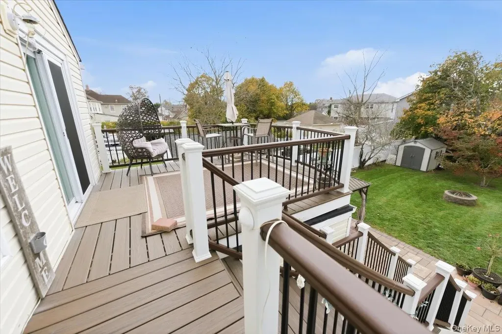 85 Spencer Avenue Lynbrook NY 11563