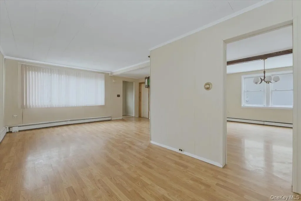 85 Spencer Avenue Lynbrook NY 11563