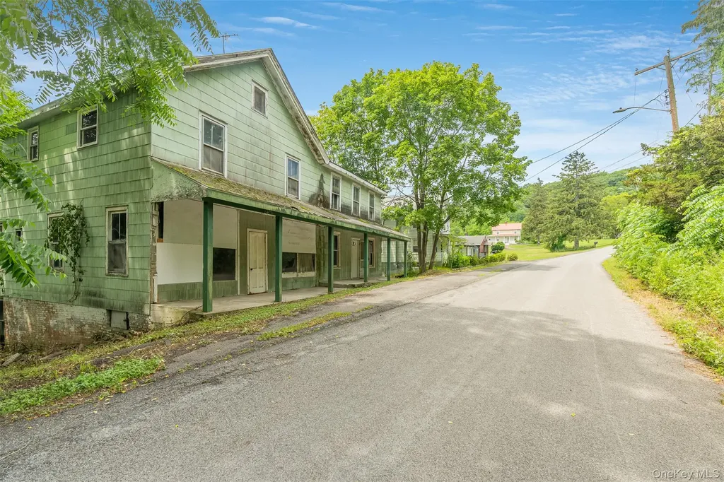 50 Maple Street Catskill NY 12414