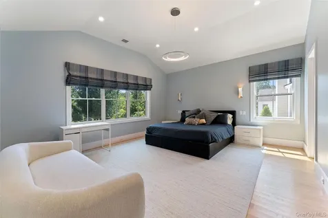 49 Fayette Road Scarsdale NY 10583