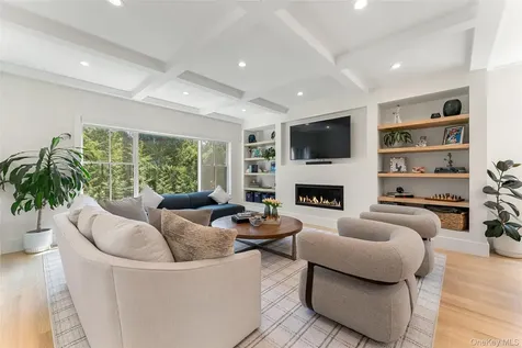 49 Fayette Road Scarsdale NY 10583