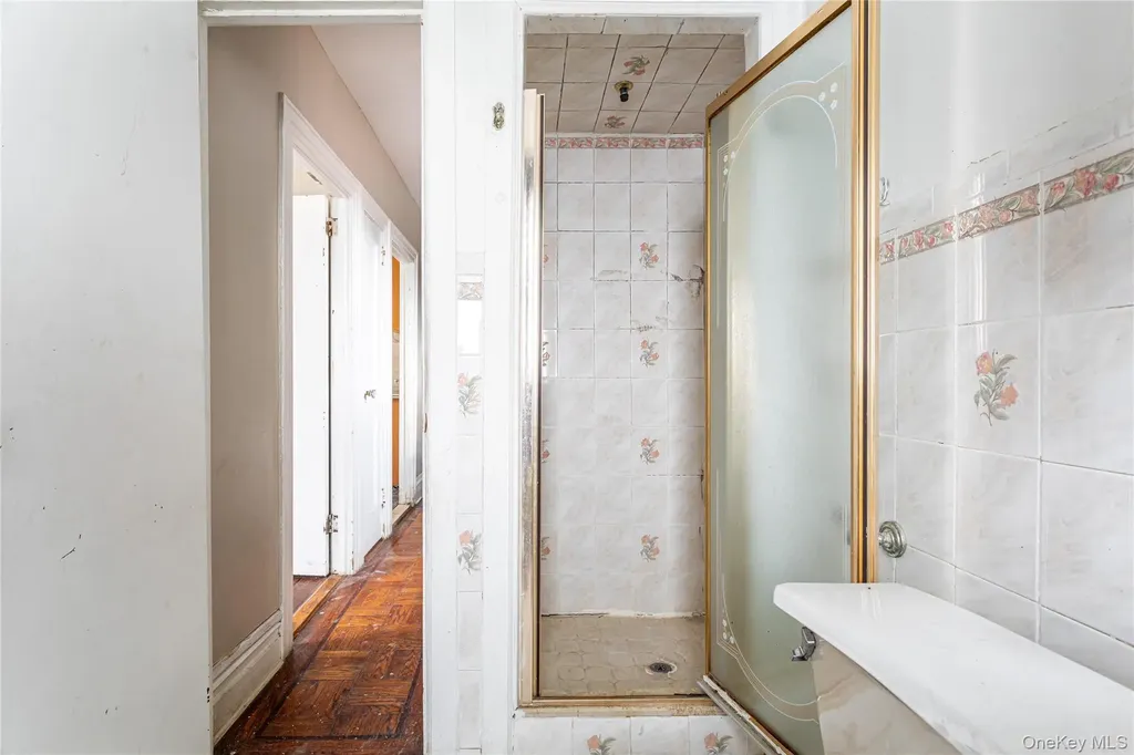 968 E 48th Street Brooklyn NY 11203