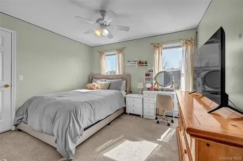 4 Natchu Court Salisbury Mills NY 12577