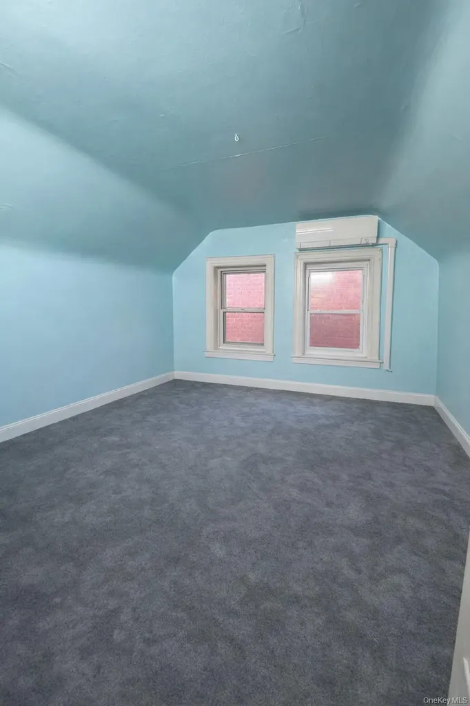 4131 Hampton Street Elmhurst NY 11373