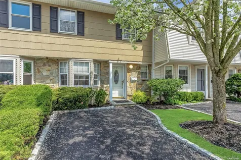 6 Manors Drive Jericho NY 11753