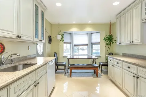 6 Manors Drive Jericho NY 11753