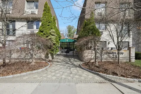 24 Carhart Avenue White Plains NY 10605