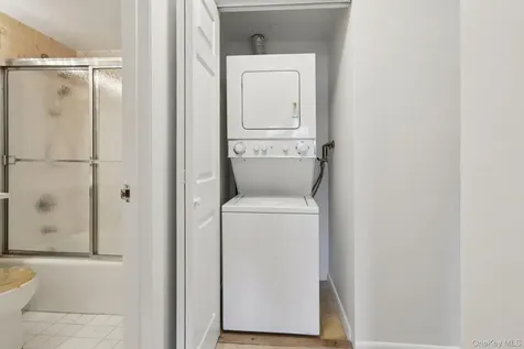 24 Carhart Avenue White Plains NY 10605