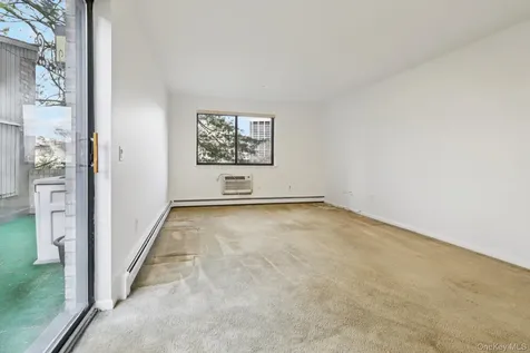 24 Carhart Avenue White Plains NY 10605